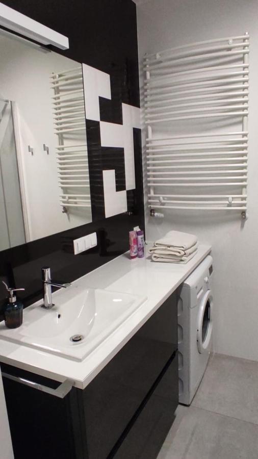 Grzybowska Residence Inter-Apartments Варшава Экстерьер фото