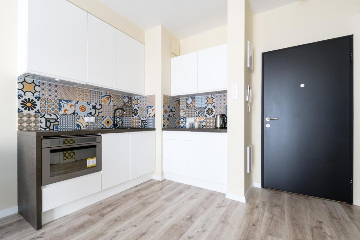 Grzybowska Residence Inter-Apartments Варшава Экстерьер фото